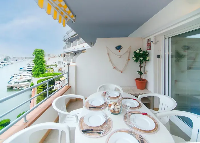 Welcs Apartamento 246 Emp Con Vistas Al Canal